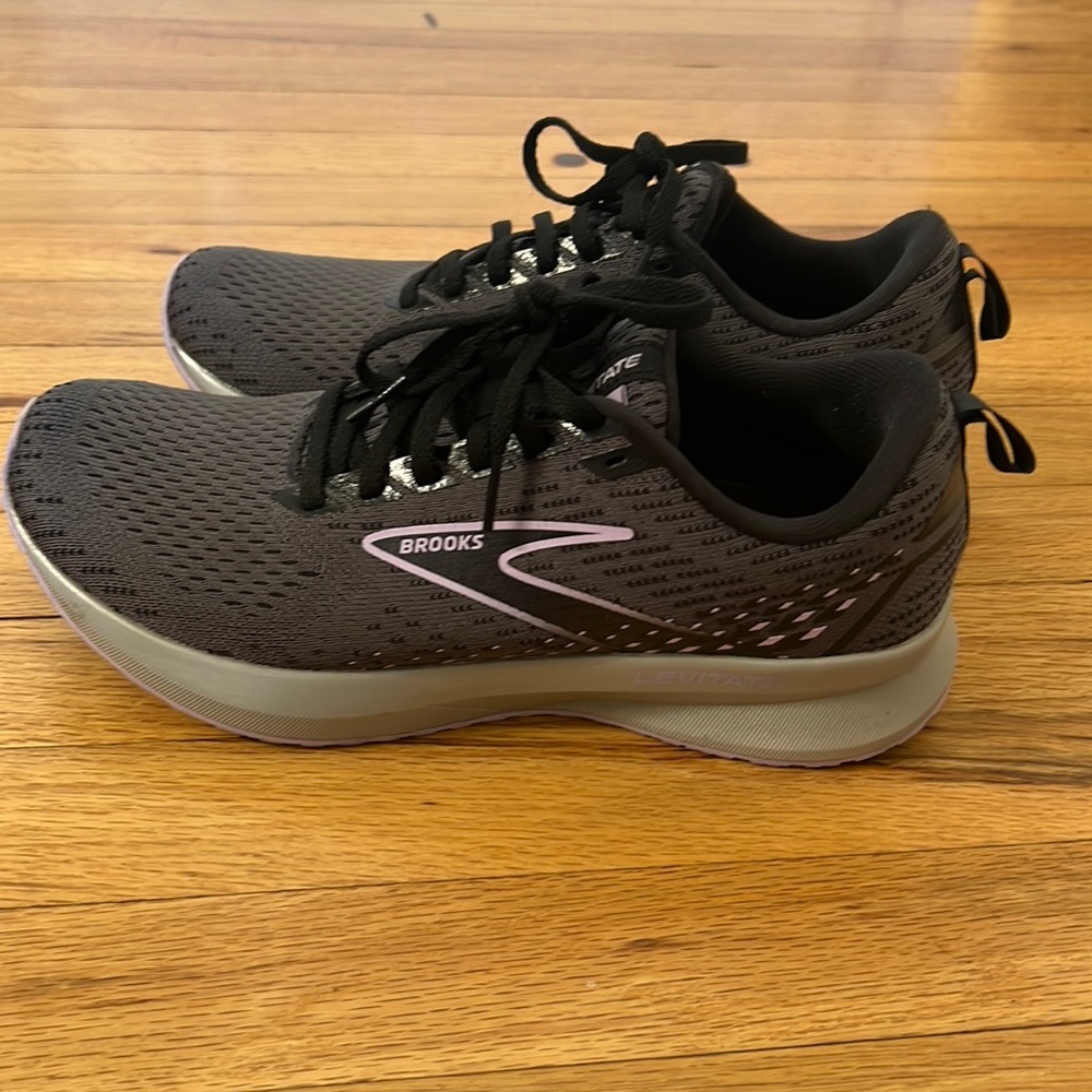 Brooks Levitate 5 Running Shoe.